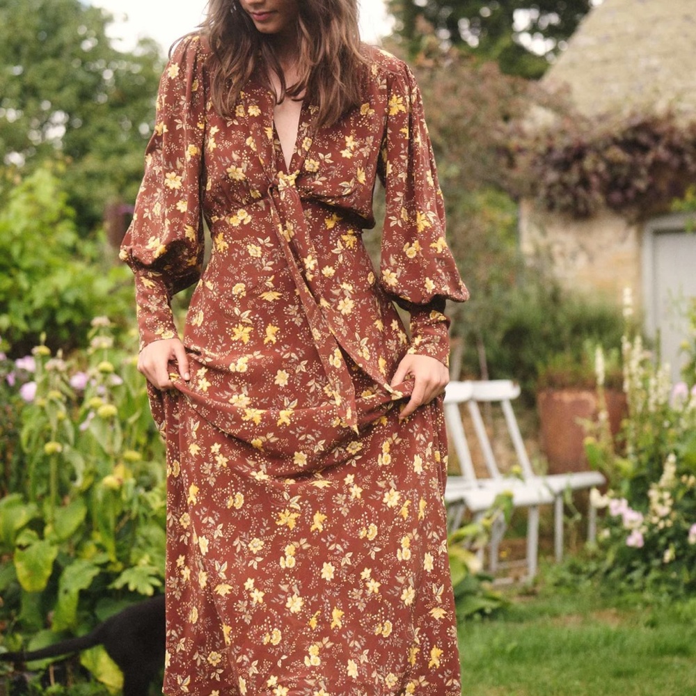 DOEN Blossom dress S in cherrywood winding vine floral